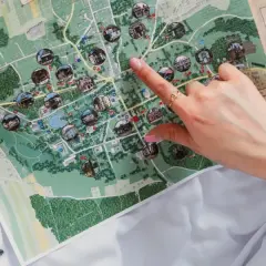 Planując ferie zimowe 2026 mazowieckie, odkrywam mapę Nałęczowa z historycznymi miejscami.
