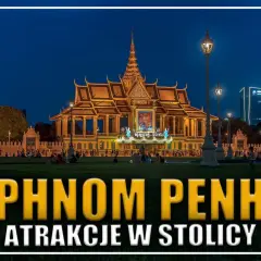 Wieczorem w Phnom Penh, stolicy Kambodży, widać oświetlony Pałac Królewski.