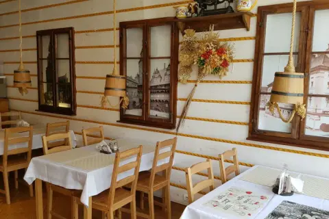 Gdzie zjeść w Oleśnicy? Najlepsze miejsca na smaczne posiłki