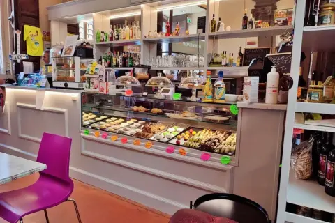Gdzie zjeść w Lukce? Najlepsze restauracje i lokalne specjały