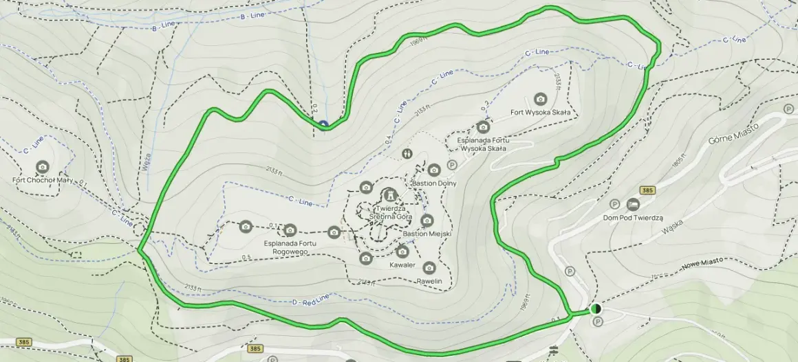 Mapa szlaku turystycznego wokół Twierdzy Srebrna Góra. Zaznaczone atrakcje: Fort Wysoka Skała, Bastion Dolny, Esplanada Fortu Rogowego, Fort Chochoł Mały.