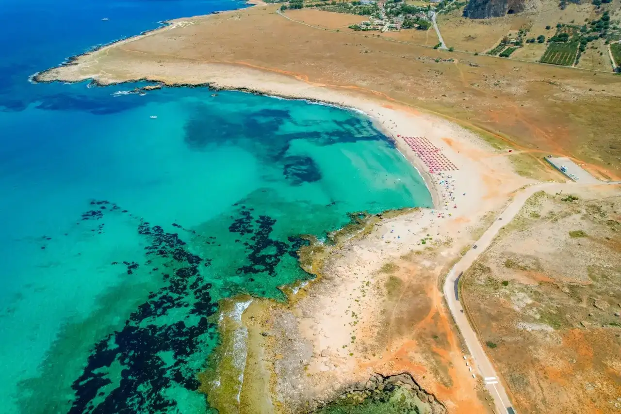 Plaże Bari i okolic - praktyczny wybór na kąpiel i plażowy dzień