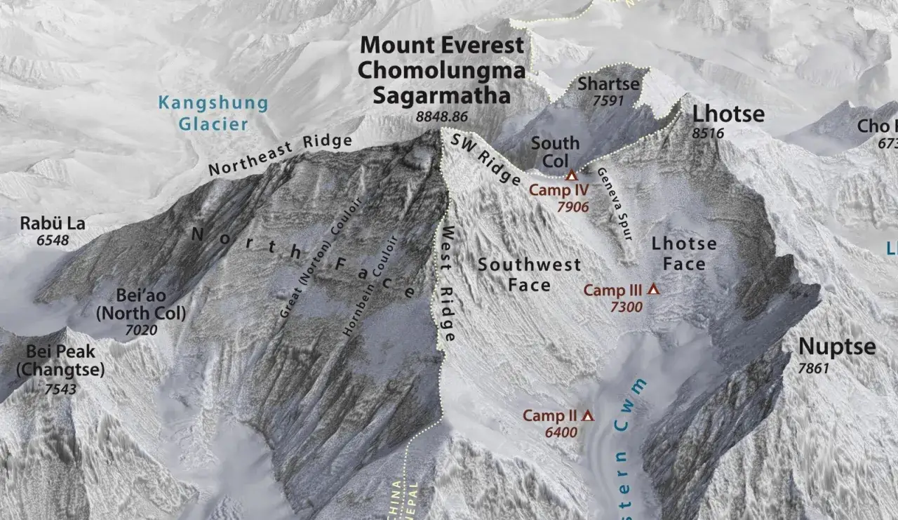 Mapa przedstawia najwyższą górę na świecie, Mount Everest, z zaznaczonymi trasami i obozami.