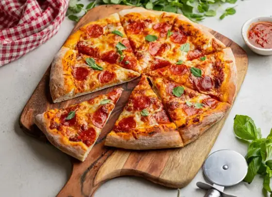 Pizza pepperoni - jak zrobić idealną i wybrać najlepszą?