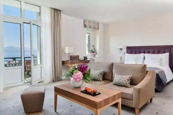 Co to jest suita w hotelu i dlaczego warto w niej nocować?