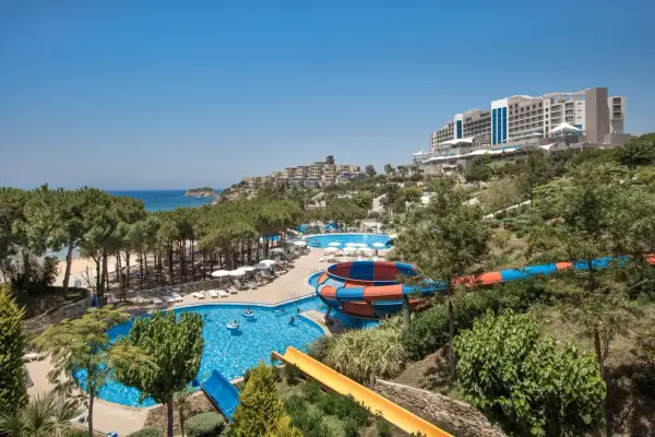 Hotel Aria Claros Beach&Spa Resort: baseny, zjeżdżalnie wodne i plaża. Wiele osób chwali ten resort w swoich opiniach.